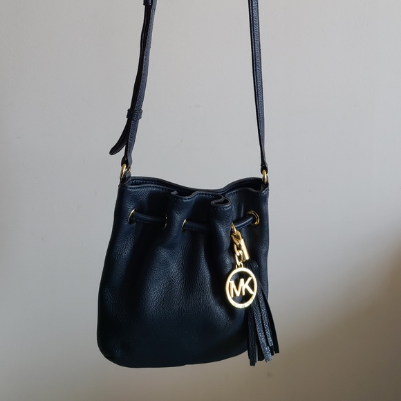 Michael Kors Navy Crossbody Shoulder Bag - Picture 2 of 9